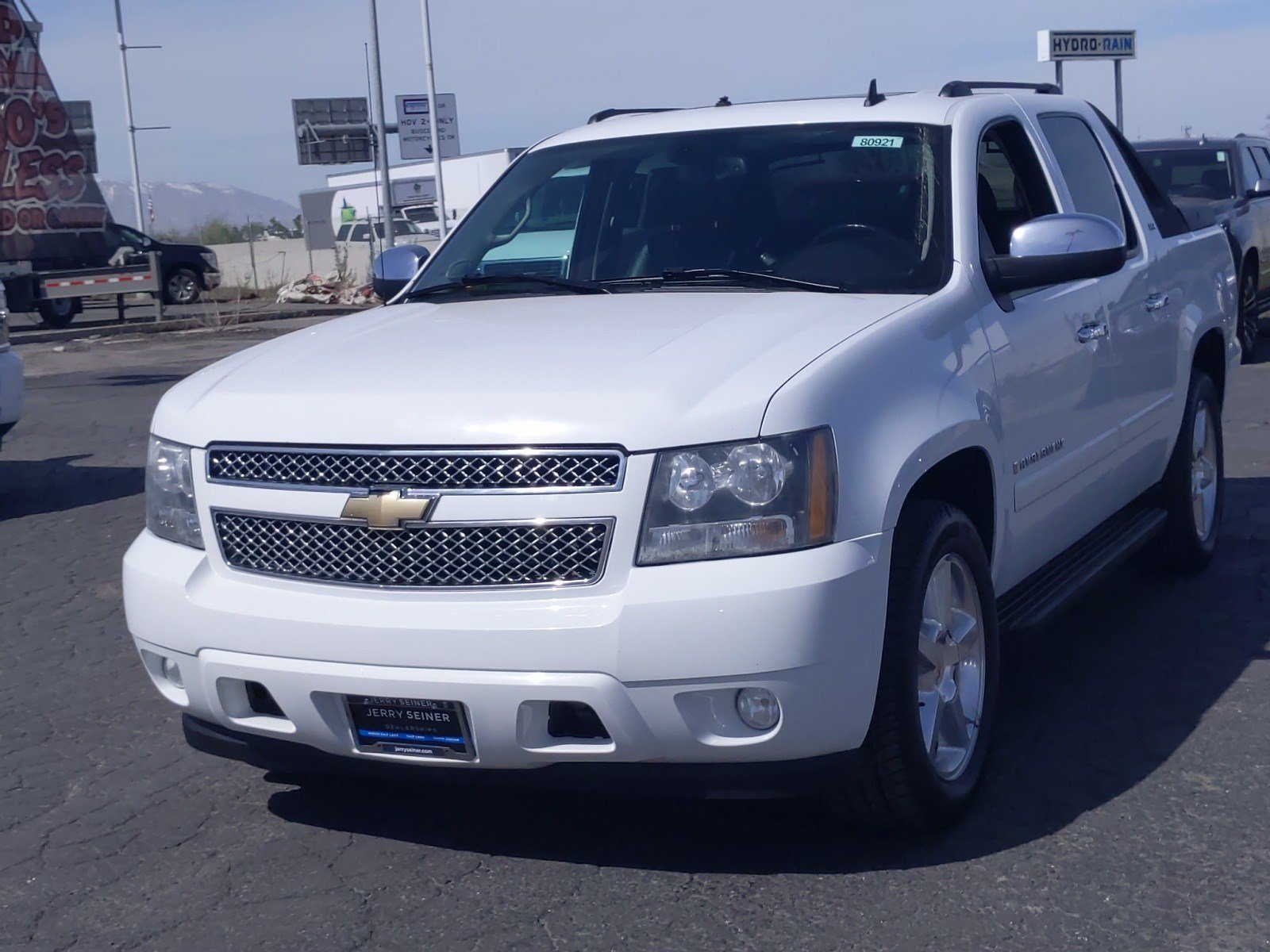 Pre Owned 2008 Chevrolet Avalanche Ltz Rwd Crew Cab Pickup